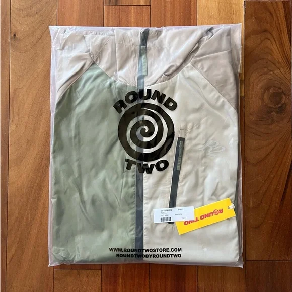 Round Two Ripstop Nylon Shell - Picture 7 of 7